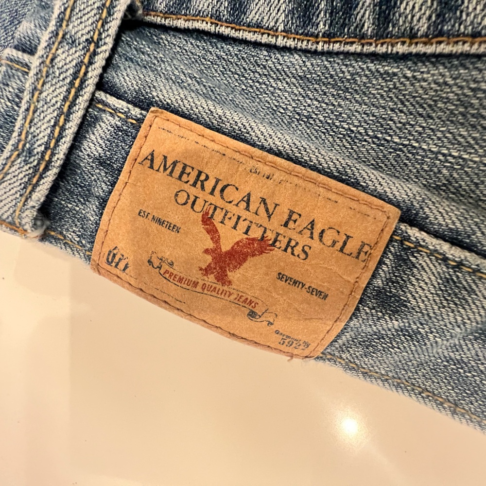 **American Eagle** AMERICAN EAGLE
OUTFITTERS EST. 1976 Hipster Skinny Flare 00